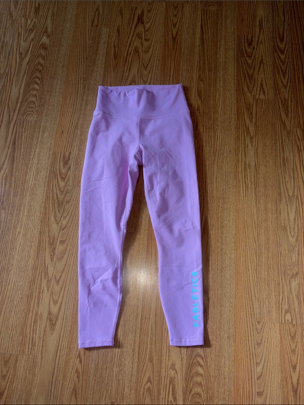 Fabletics Lilac High-Rise Kids Leggings with Teal Logo